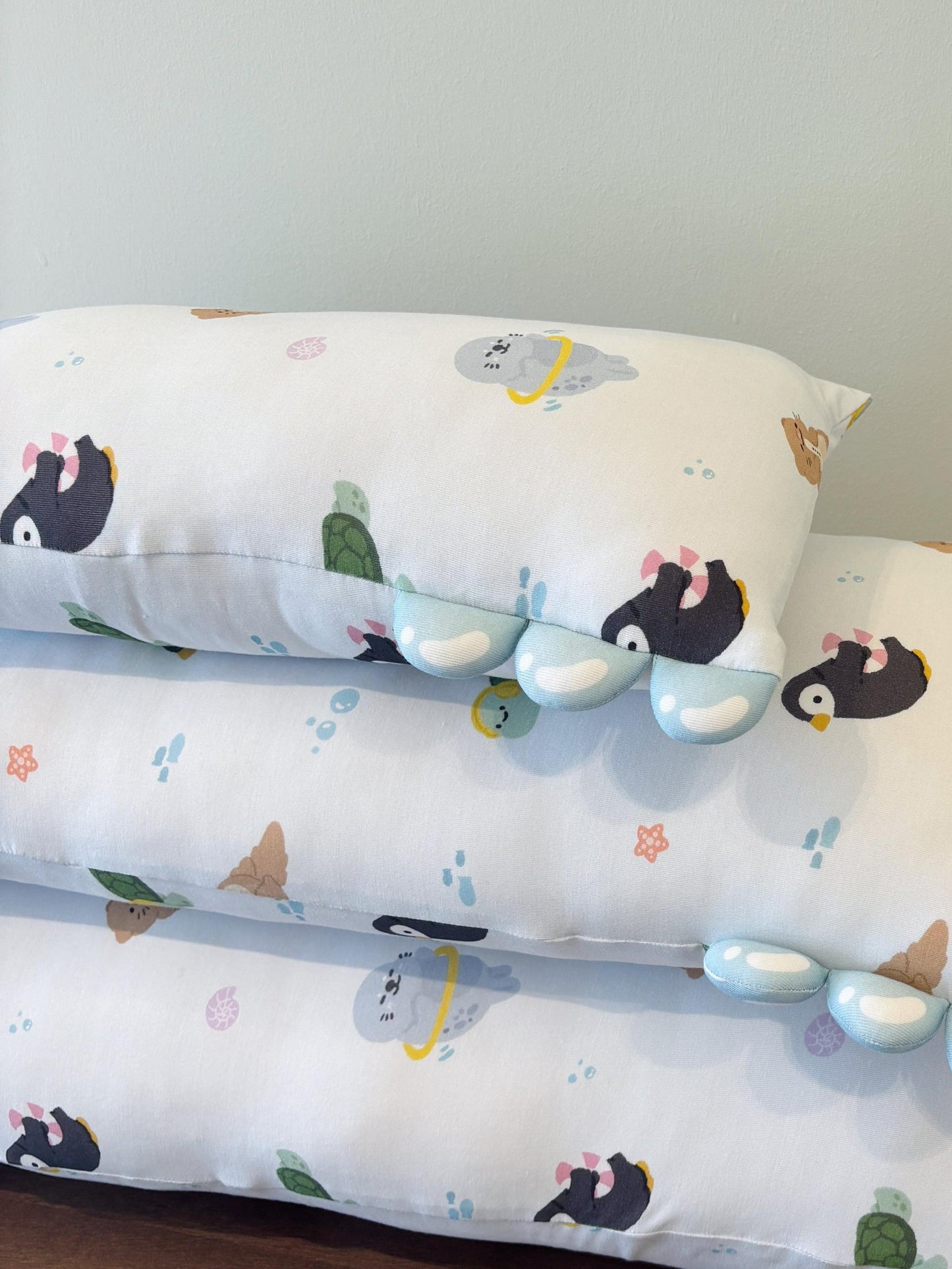 Underwater Buddies : Cuddle-Me-Tight Bolster (Bolster+Casing)