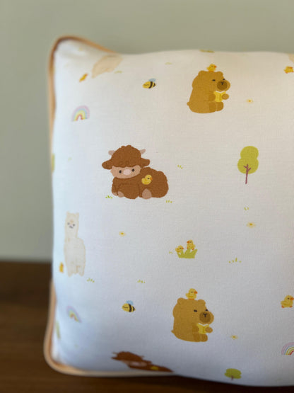 Farm Buddies : Cuddle-Me-Tight Head Pillow